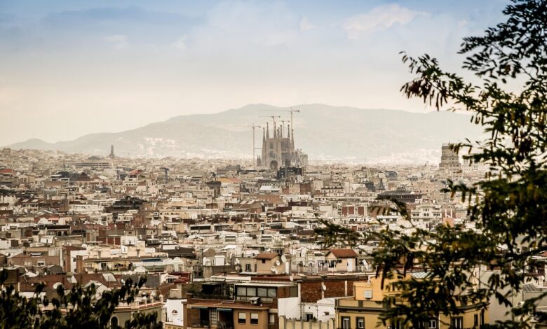 cathedral sagrada familia barcelona 427997